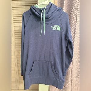 North face long fitting hoodie. Blue with teal accents. Size medium